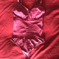 Burgundy Red Shape Wear Small