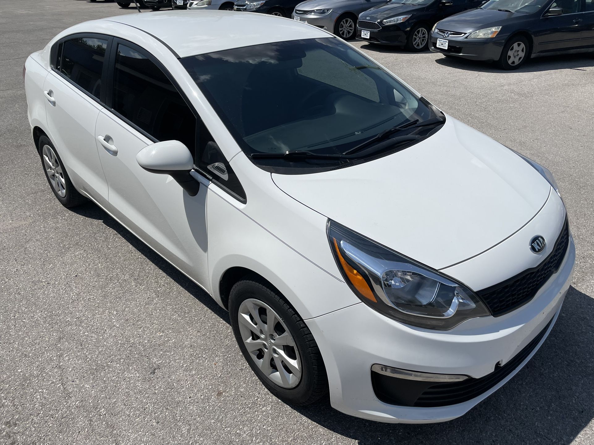 2016 Kia Rio Only 60k Will Take Payments