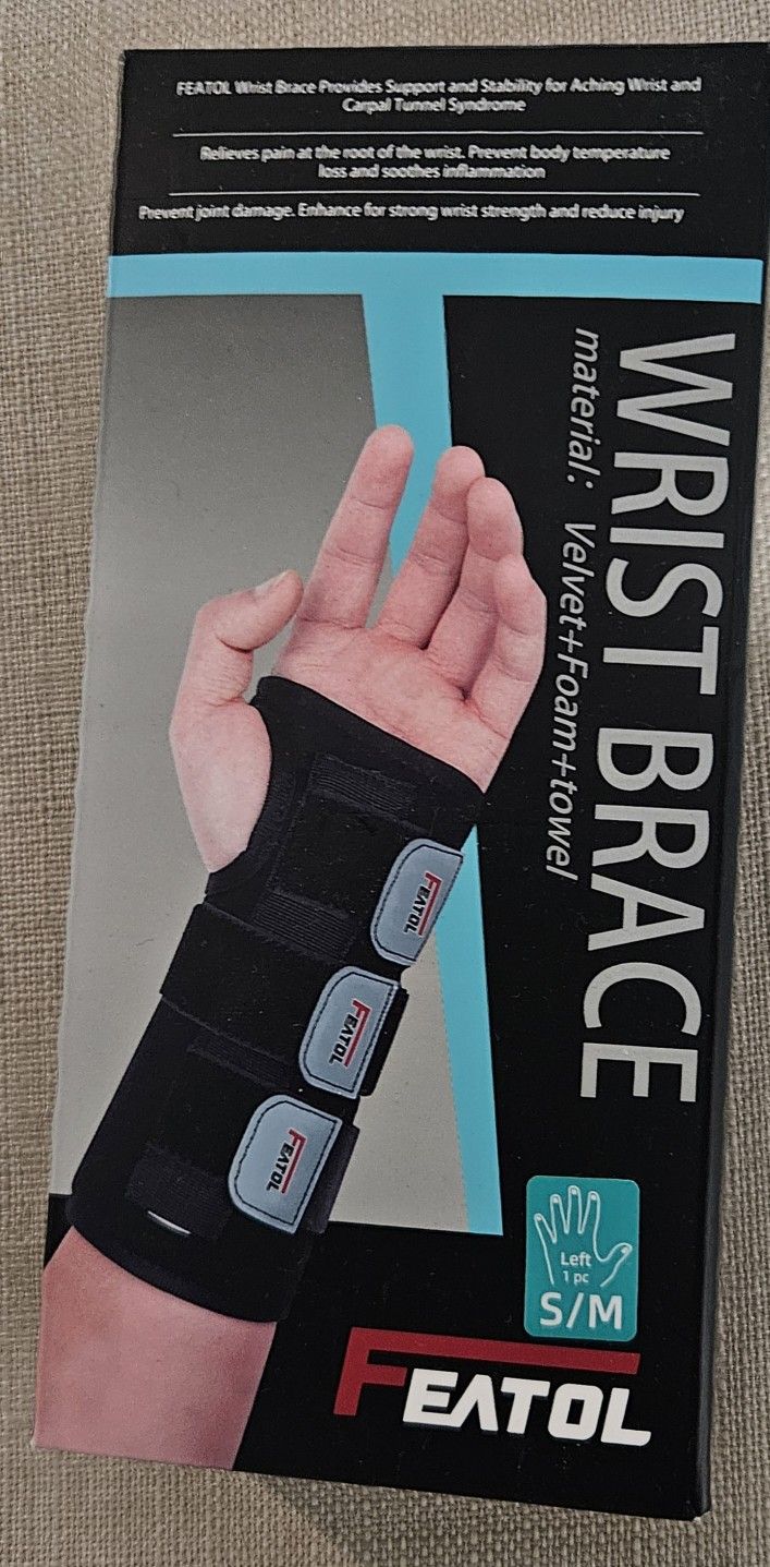 FEATOL Wrist Brace Support & Stability Aching Wrist & Carpal Tunnel Syndrome