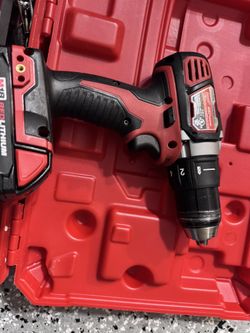 Milwaukee M18 18V Lithium-Ion Cordless 1/2 in. Drill Driver