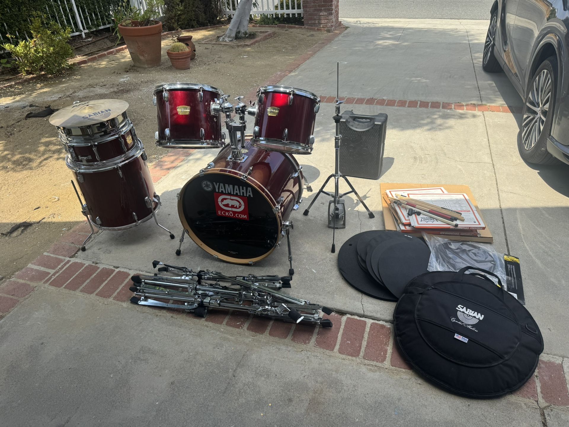 Yamaha Drum Set