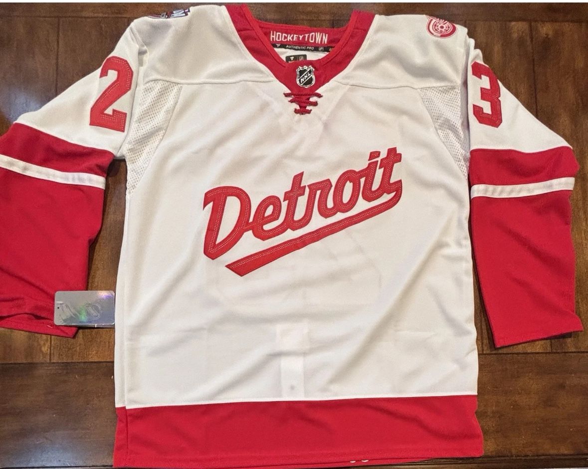 Lucas Raymond Detroit Red Wings 2025 Stadium Series Jersey Size XL (54)NWT
