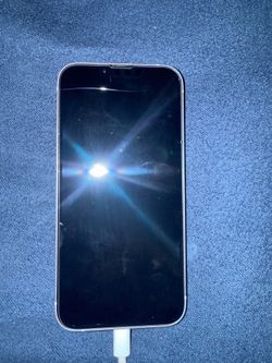 iPhone 14 (UNLOCKED)