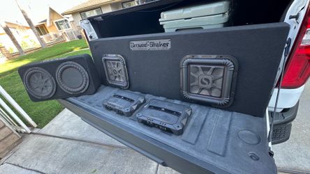 Speaker boxes and amps