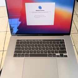 MacBook Pro 32gb ram 1TB storage model A2141