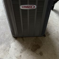 Lennox 14ACXS018-230A14 – 1.5 Ton A/C Condenser 
