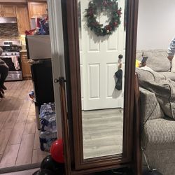 Jewelry Mirror Stand