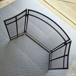 Foldable Metal Fireplace Guard / Screen – 28” H x 48” W