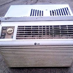 LG Air Conditioner 