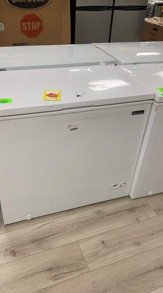 MAGIC CHEF HMCF7W4 CHEST FREEZER 0D for Sale in San Antonio, TX OfferUp