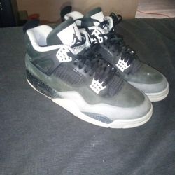 Air Jordan 4 Retro "Fear" 