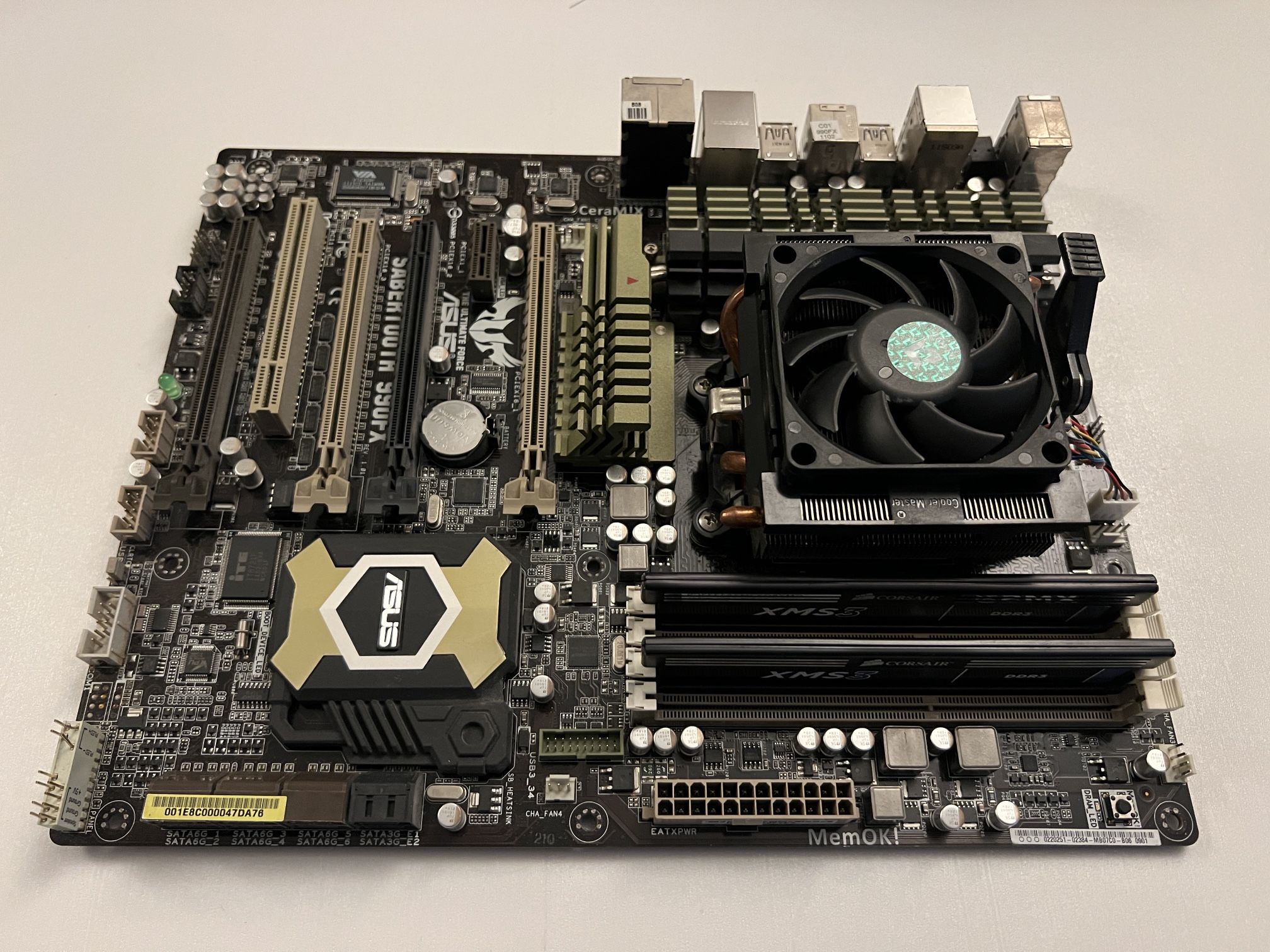 Asus TUF Sabertooth 990 Fx Socket AM3+ DDR3 ATX Motherboard