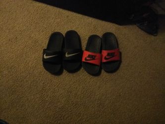 Toddler Nike sandles