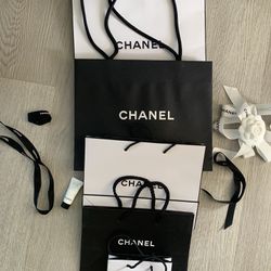 New and Used Chanel bag for Sale in Hacienda Heights, CA - OfferUp
