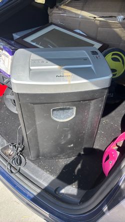 Fellowes Paper Shredder