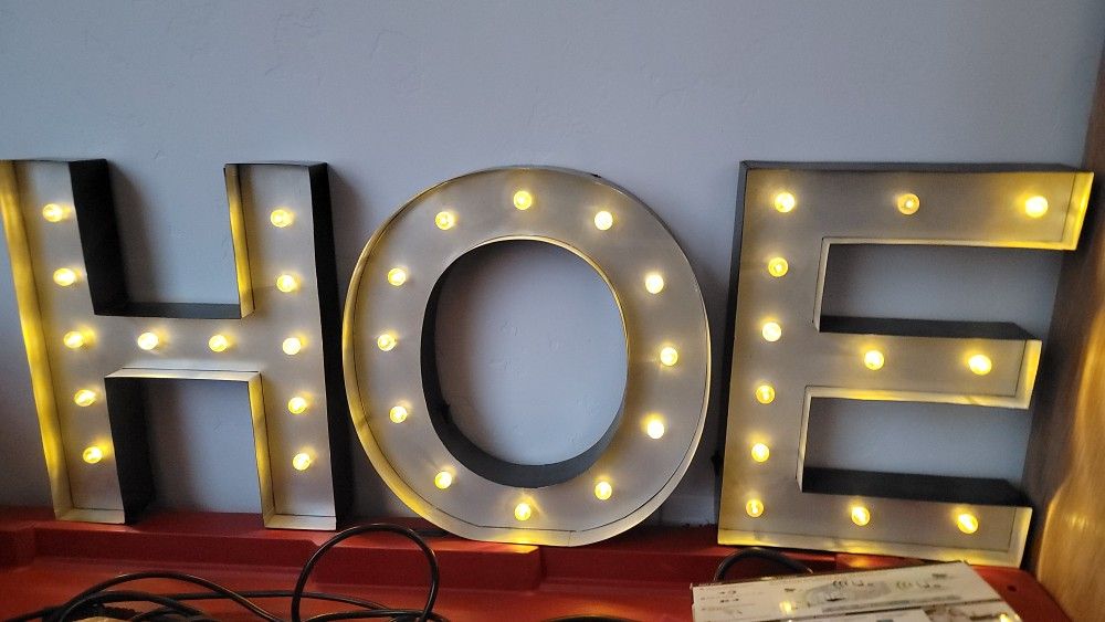 3 LED Light Up Letters