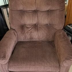 Recliner Armchair (Excellent Condition)

