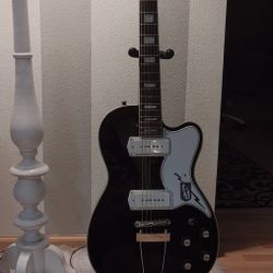 Airliner Tuxedo    700.00 OBO Trade For Strat