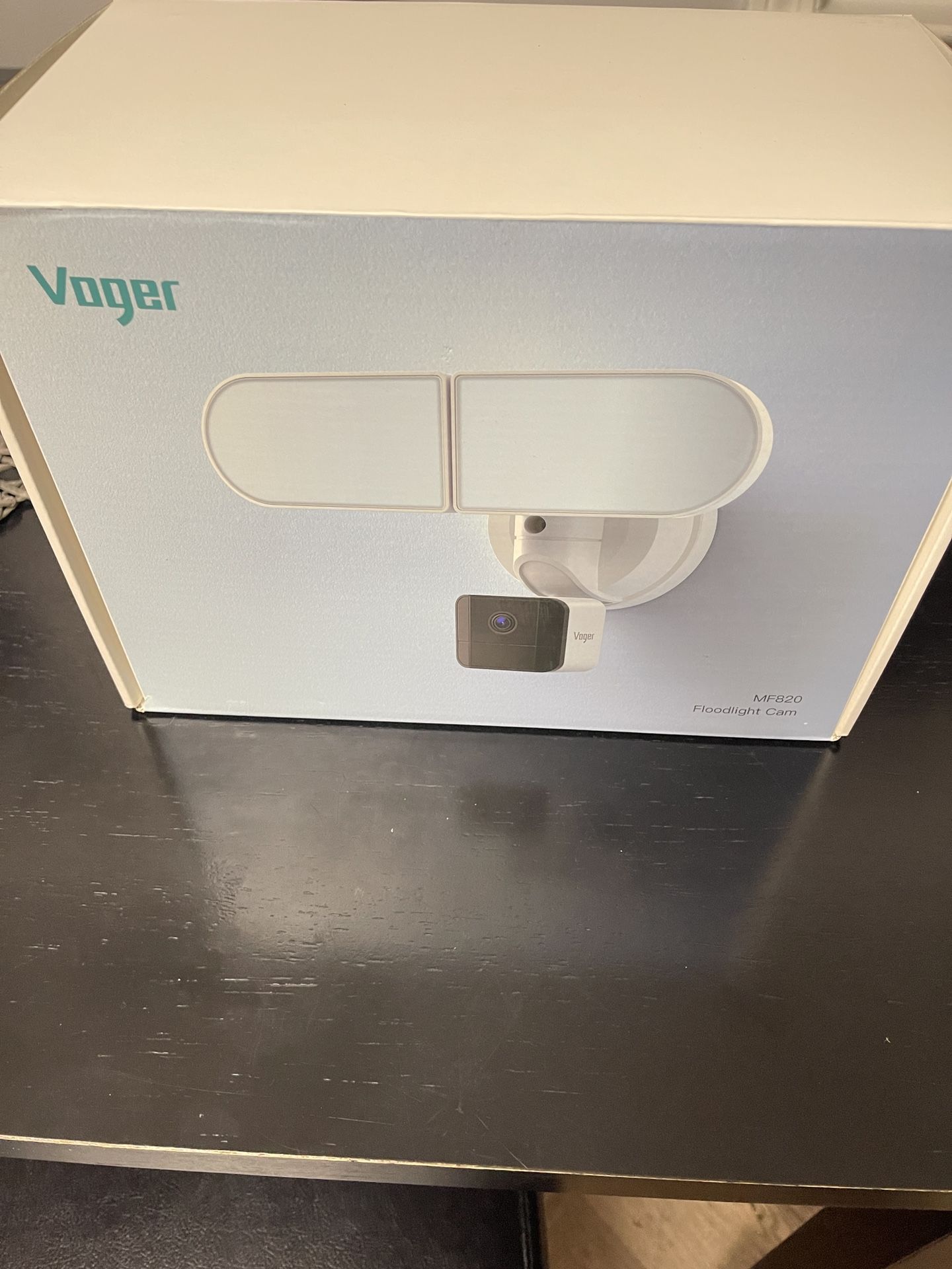 Brand New Vogek MF820 Floodlight Security Camera – Never Used!