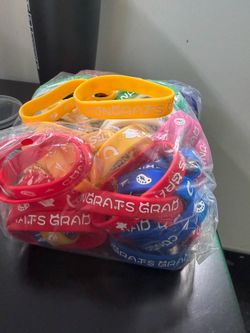 100 piece graduation bracelets (Kids size )  📍$15 2 sets available