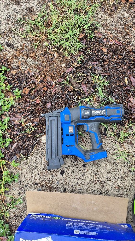 Kobalt Nail Gun