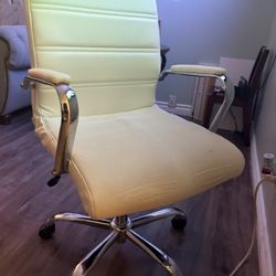 Desk chair $20 