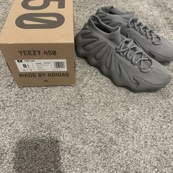Yeezy 450 Sz 8.5 Men