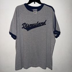 Vintage Disneyland t-shirt Walt Disney Mickey