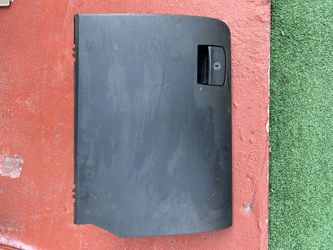 Parts Nissan Altima 2007-2012 Tapa gaveta guantera usada Good $27