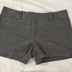 Ann Taylor Women’s Size 16 Black Striped Shorts