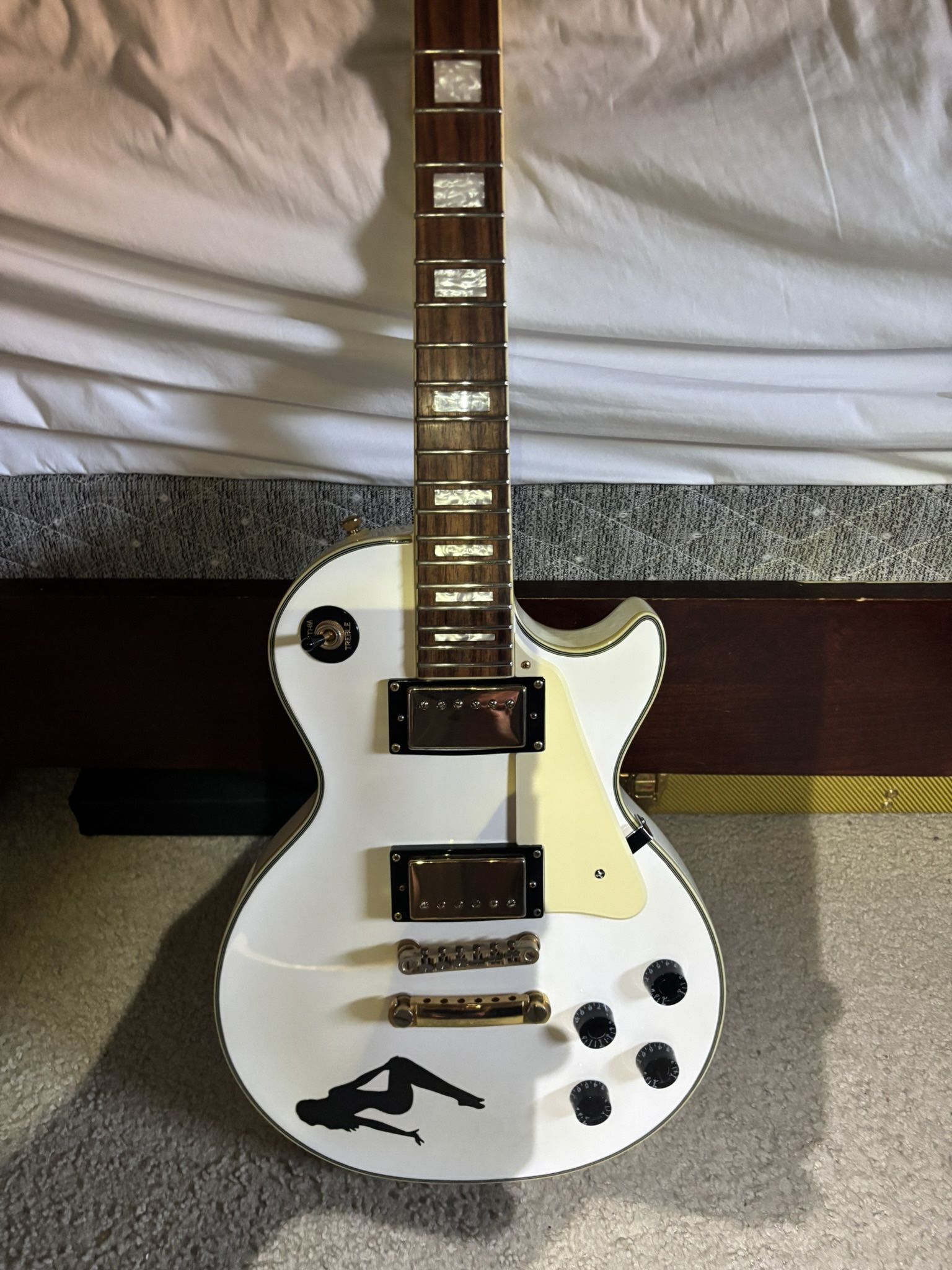 Epiphone Les Paul Custom - Alpine White Guitar