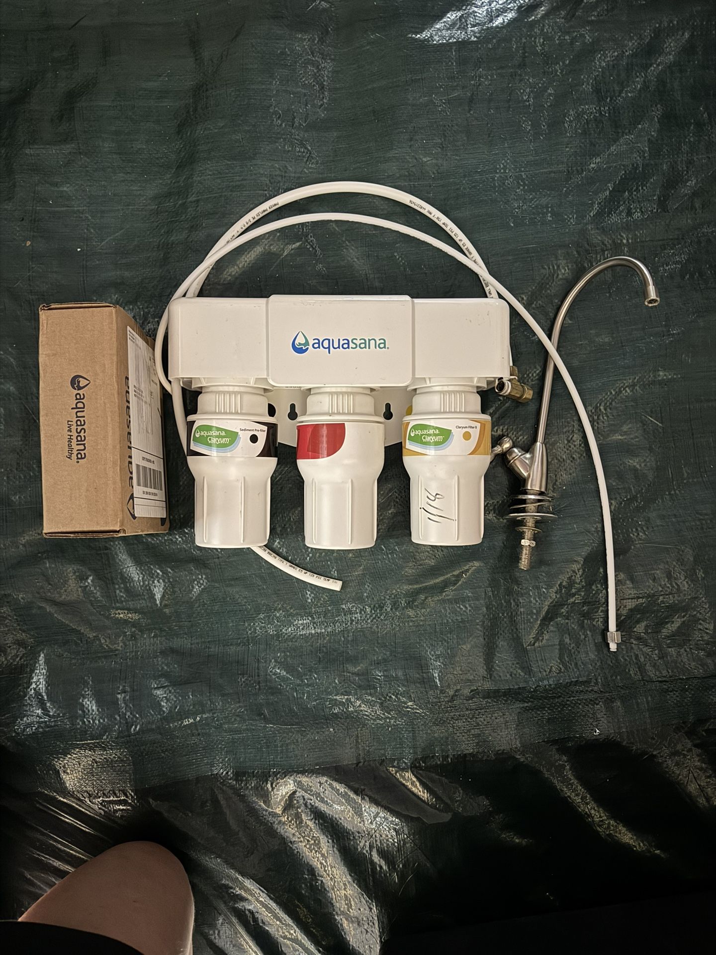 Aquasana 3 Stage Under sink Water Filter System With Faucet And Set Of New Filters