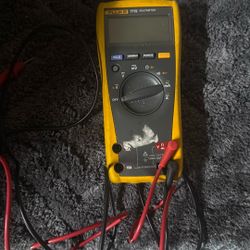 Fluke multimeter