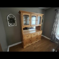 Solid Oak Dining Room Hutch