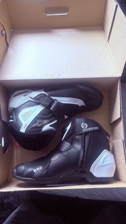 Alpinestar motorcycle boots
