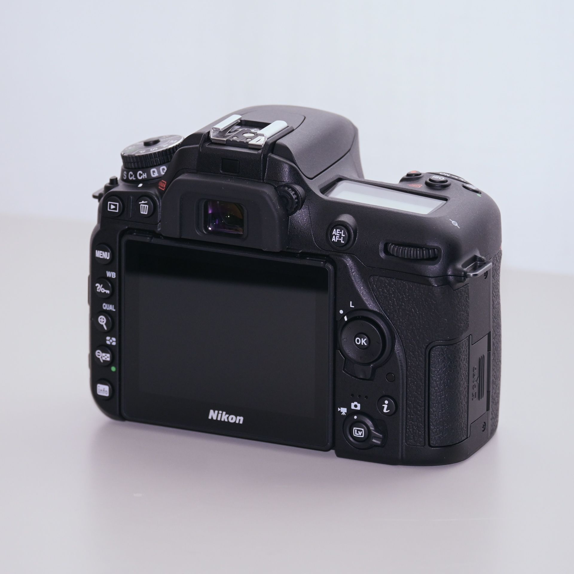 Nikon D7500 Body Only