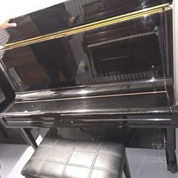 Young Chang U-3 Piano 