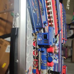 Spirit Of America 13 Piece HO Train Set Hawthorne / Bachmann