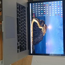 Mac Book Pro 2015