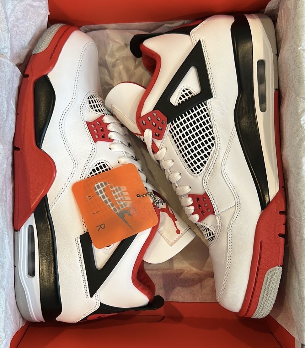 Jordan 4 Retro “ Fire Red”