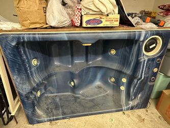 2 person hot tub with cover