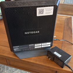 Netgear C7000v2 Router