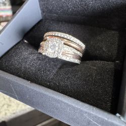 Rose Gold Wedding Ring And Band