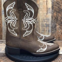 NEW Ariat Western Pointy Toe Brown Unisex Cowboy Boots Kids Size 13 Factory
