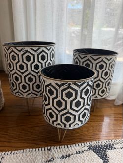 Metal decorative pots