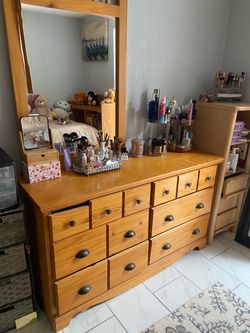 Pine Wood Dresser with Mirror