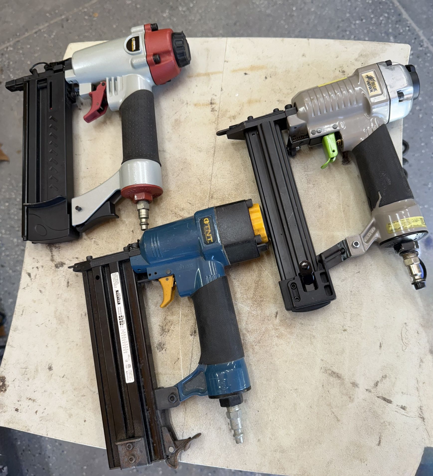 Air Nailer / Stapler