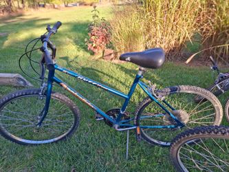 Bike , Huffy.  $25