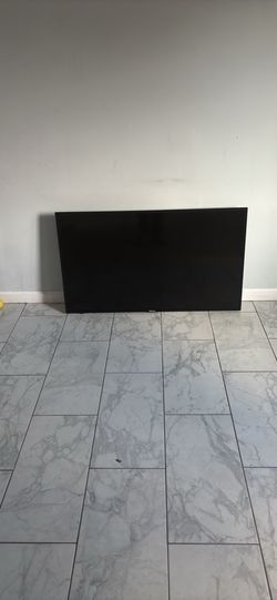 60’ Hisense Smart Tv