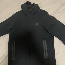 Nike Tech Men’s Medium (Black)